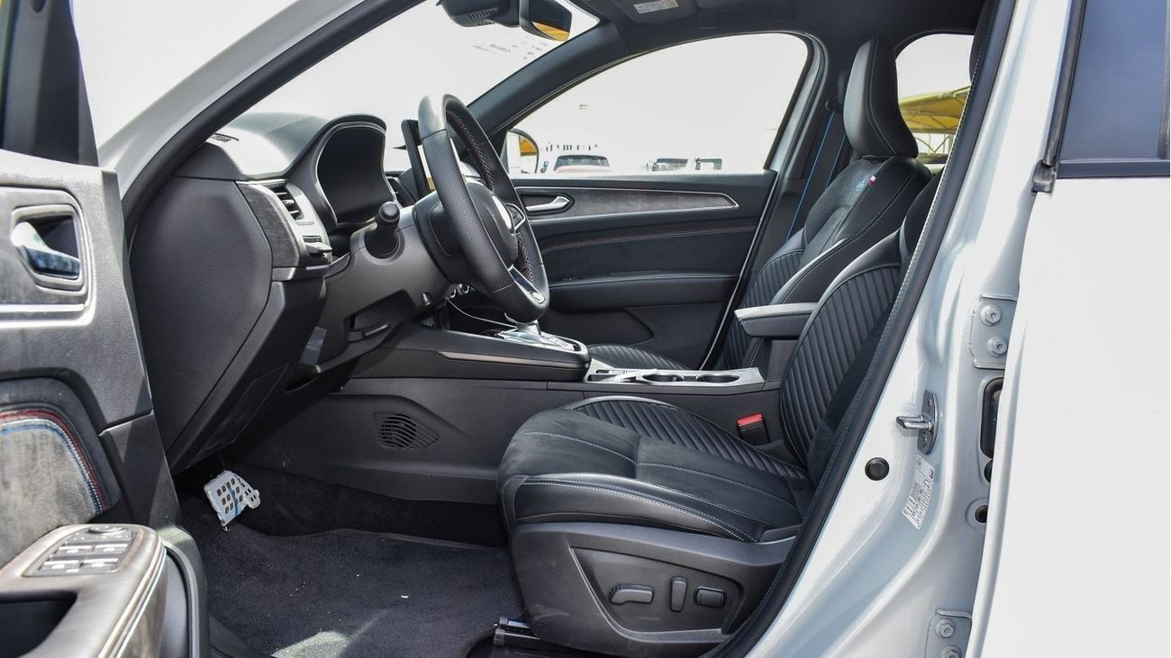Renault Arkana 1.6L E-TEC  ALPINE (For Local Sales plus 10% for Customs & VAT)