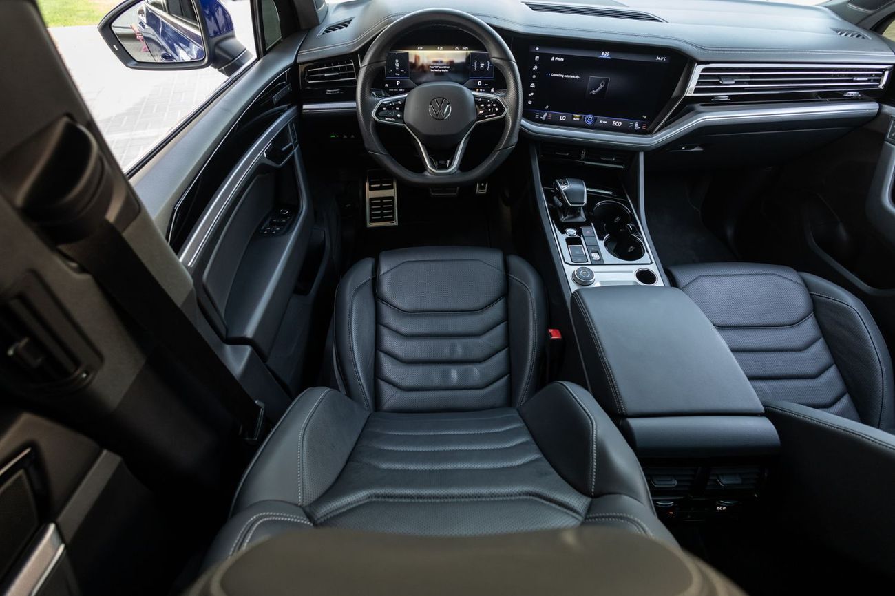 Volkswagen Touareg R-Line 3.0L AWD