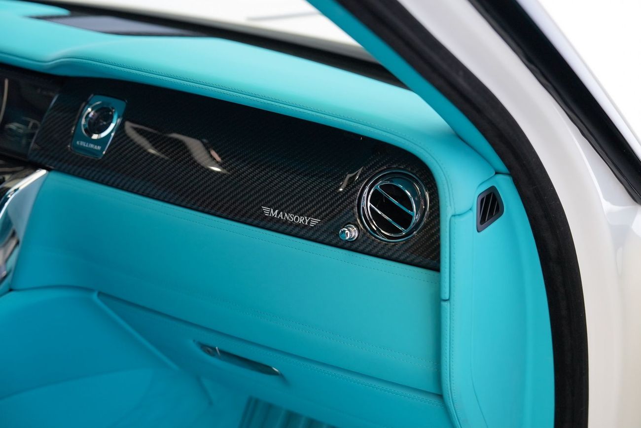 Rolls-Royce Cullinan Rolls Royce Cullinan Mansory