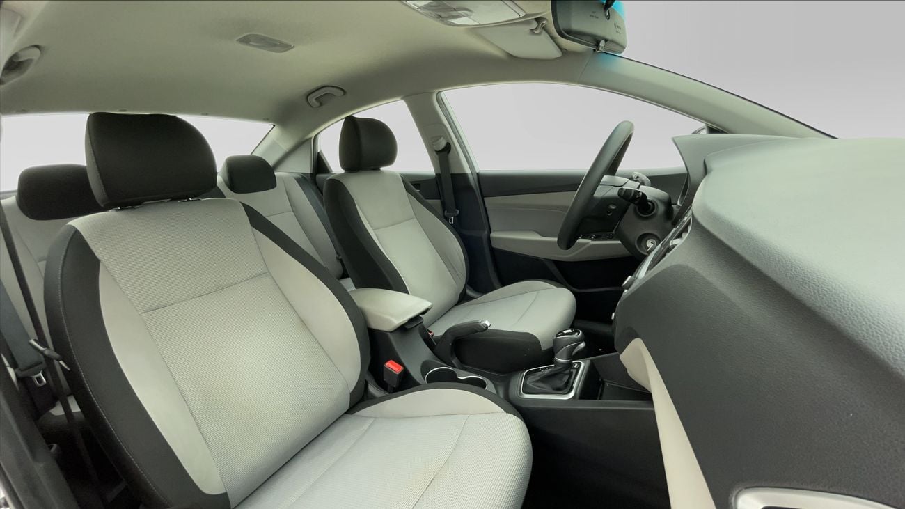 Hyundai Accent SMART 1.6 | Zero Down Payment | Home Test Drive