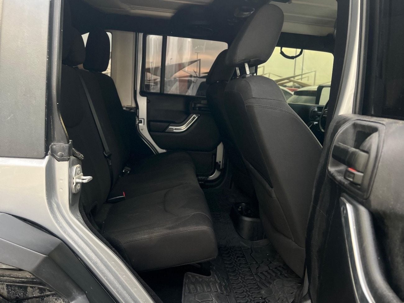 Jeep Wrangler Unlimited Unlimited Sport S 3.6L A/T