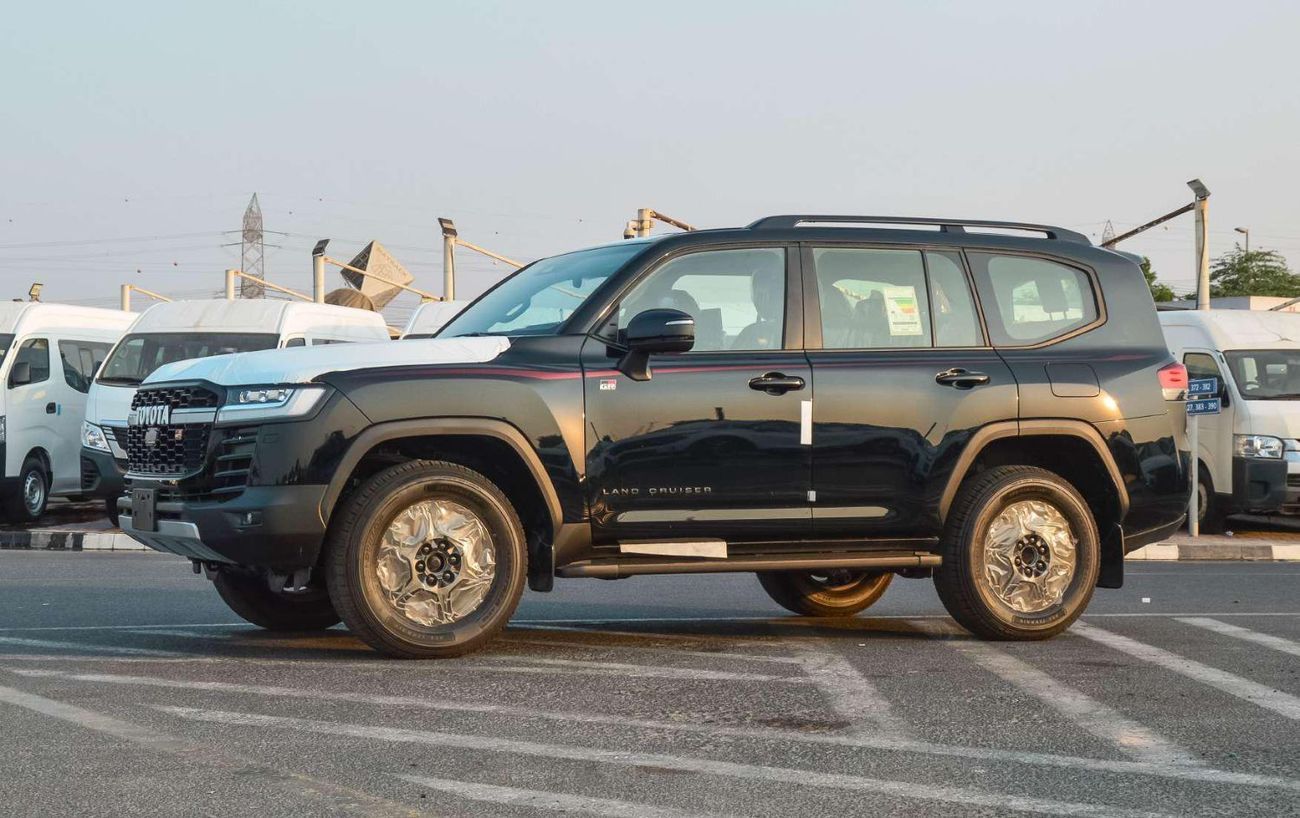 تويوتا لاند كروزر TOYOTA LAND CRUISER GR 3.5L V6 4WD PETROL SUV 2025