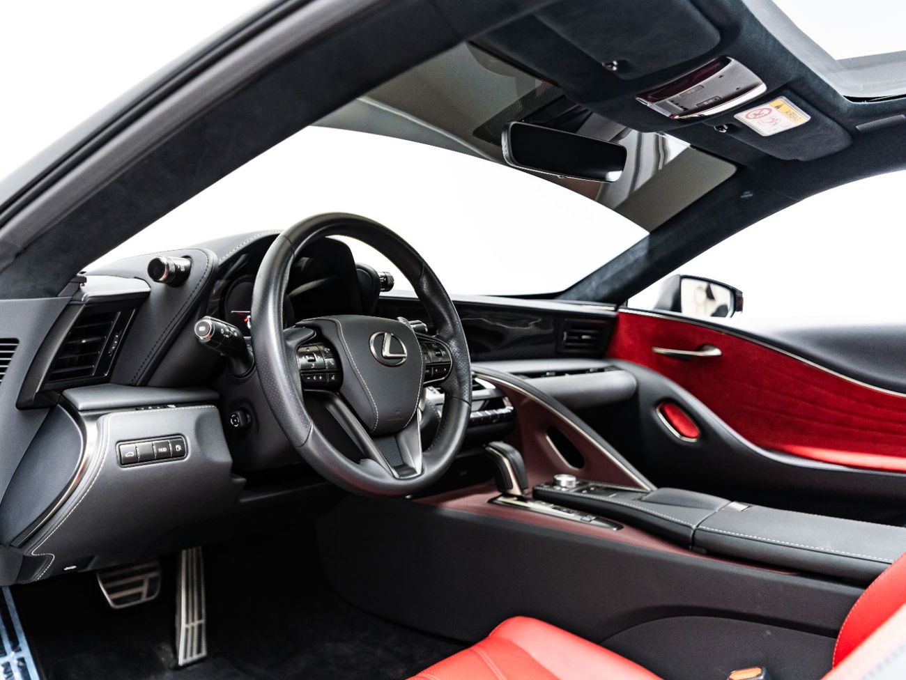 Lexus LC500 5.0L V8 Titanium 2022 Lexus LC 500, 2027 Lexus Warranty, 2026 Lexus Service Contract, Low KMs, GCC