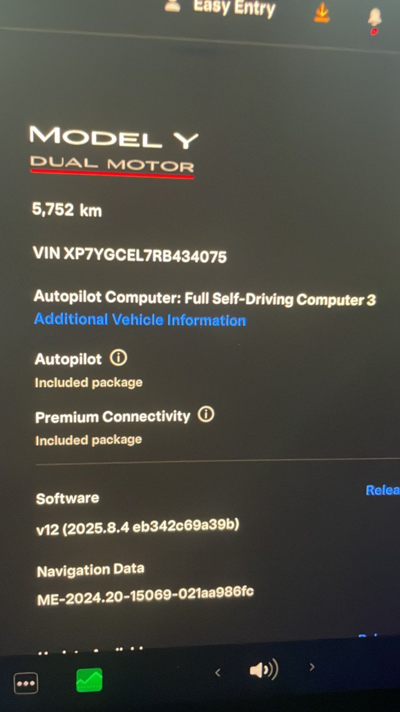 Tesla Model Y Performance (AWD) DUAL MOTOR 4WD 2024 GCC LOW MILEAGE WITH TESLA  AGENCY WARRANTY IN BRAND NEW CONDI