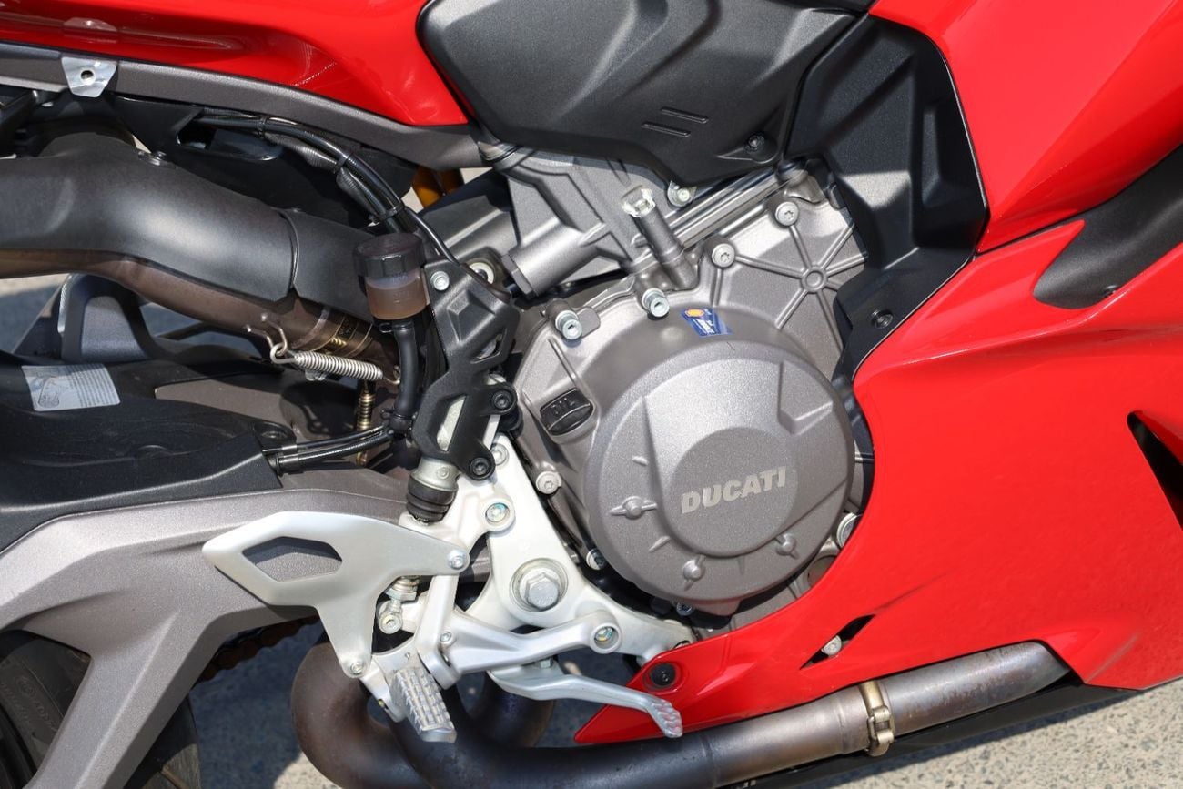 Ducati Panigale V4 S Pristine 2025 Ducati Panigale V2S | GCC | Under Warranty  Experience the peak of Italian performance