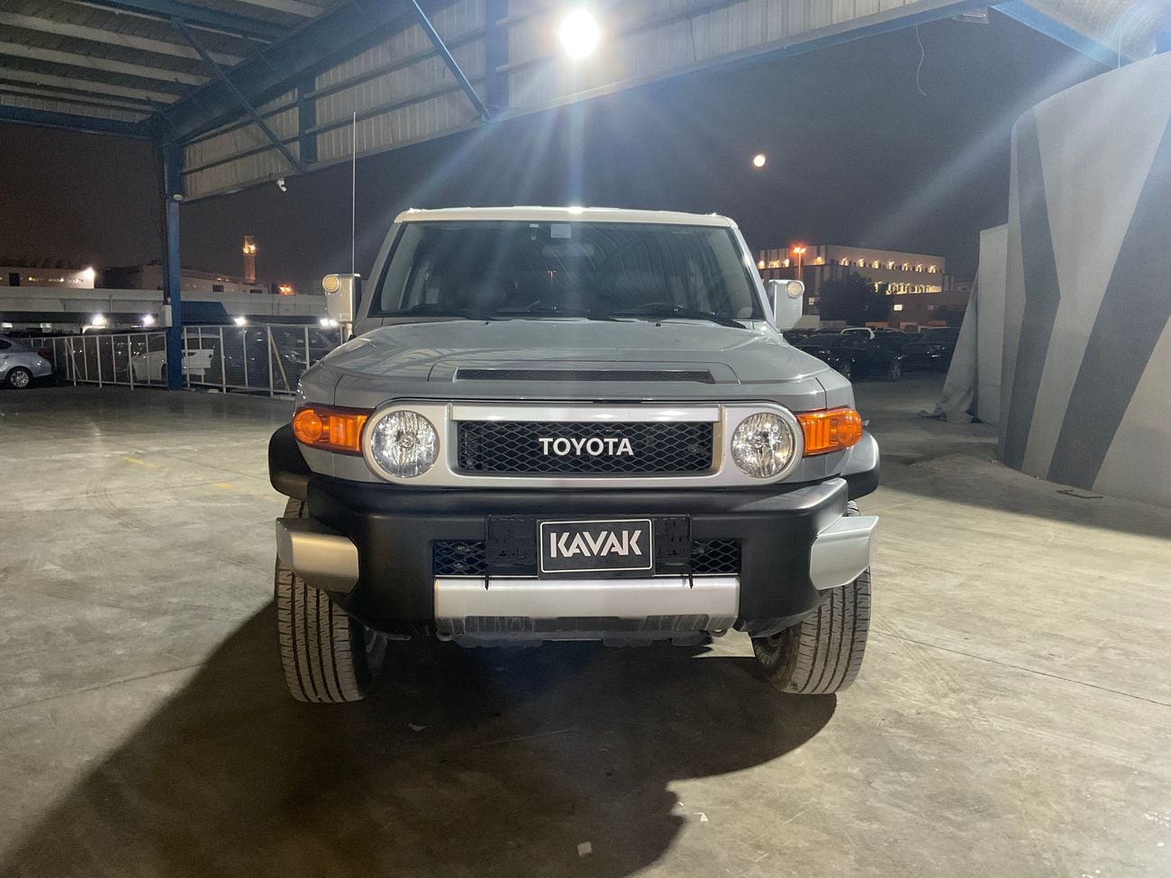 تويوتا إف جي كروزر GXR | شامل الضمان | 0 ﺪﻔﻋﺓ ﺃﻮﻟﻯ