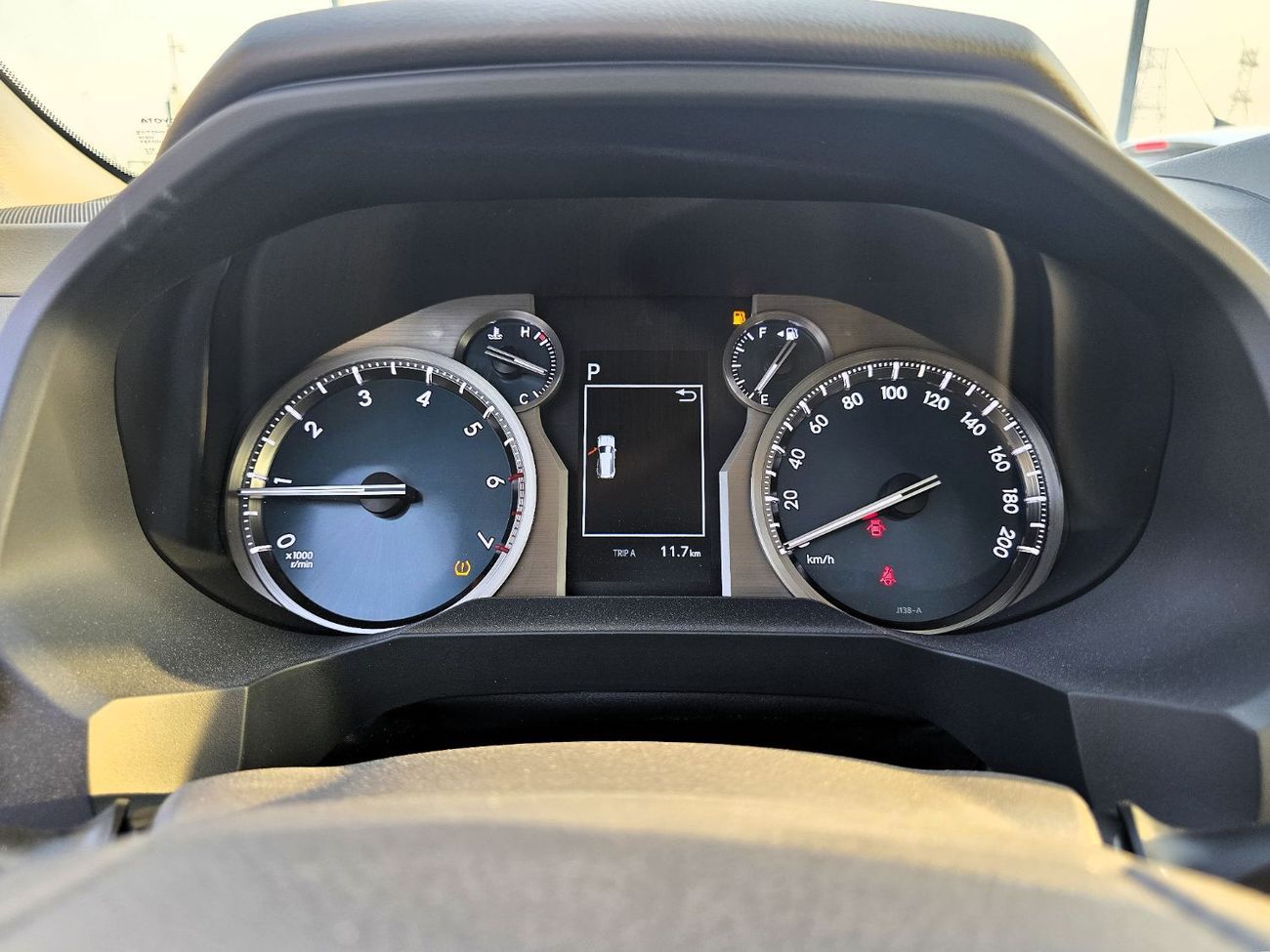 Toyota Prado Land Cruiser Prado VX 4.0l petrol 4WD SUV White  Color 2023 Model