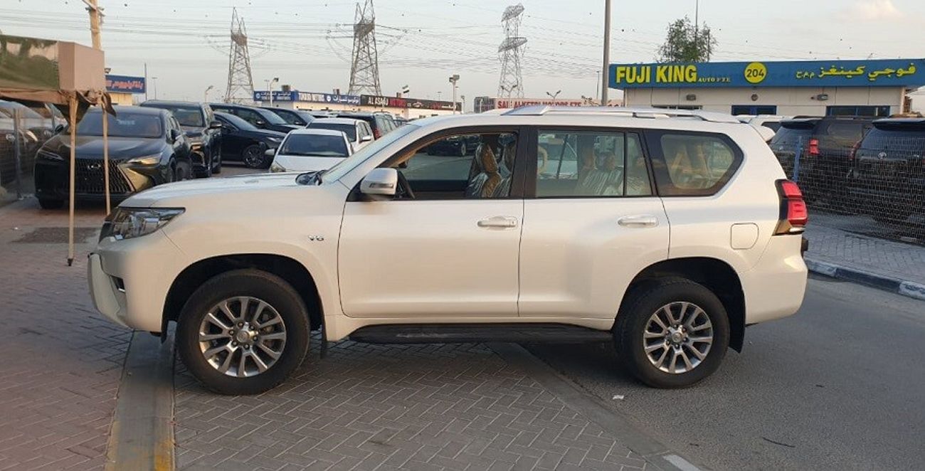 تويوتا برادو 4.0L V6 4WD PETROL (USED)