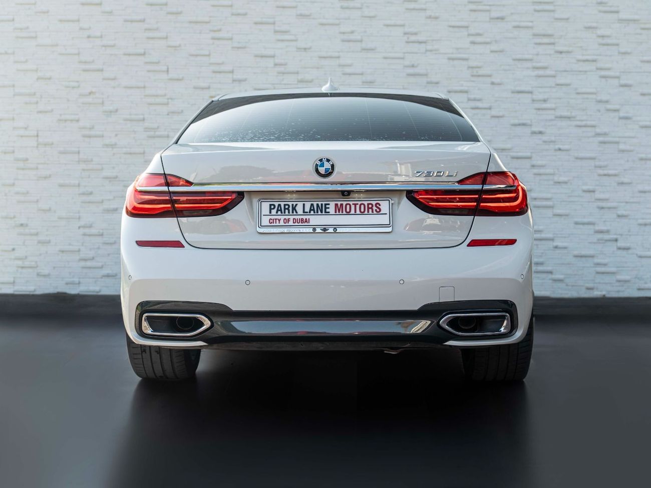 BMW 730Li AED 1,887 PM • BMW 730 LI • M-SPORT PACK • ONLY 63,000 KMS • FULLY LOADED • PRISTINE CONDITION