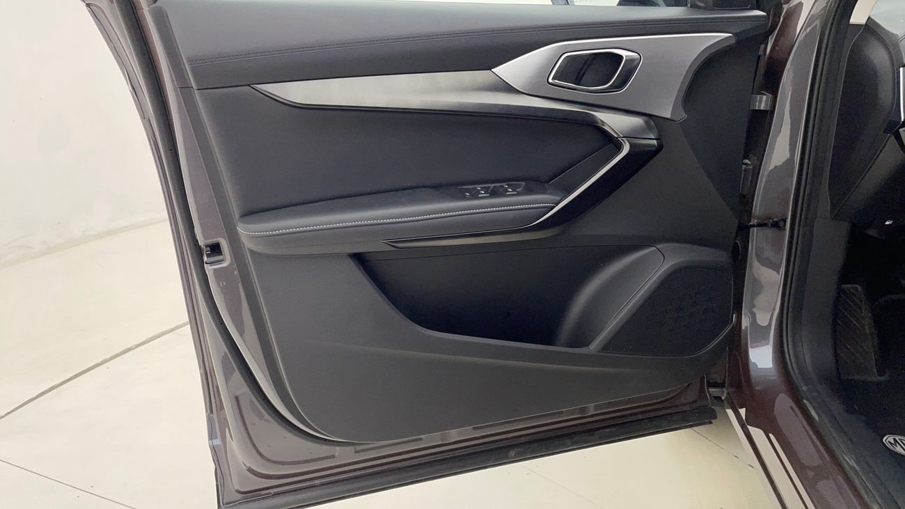 أم جي وان STD 1.5 | بدون دفعة مقدمة | اختبار القيادة في المنزل