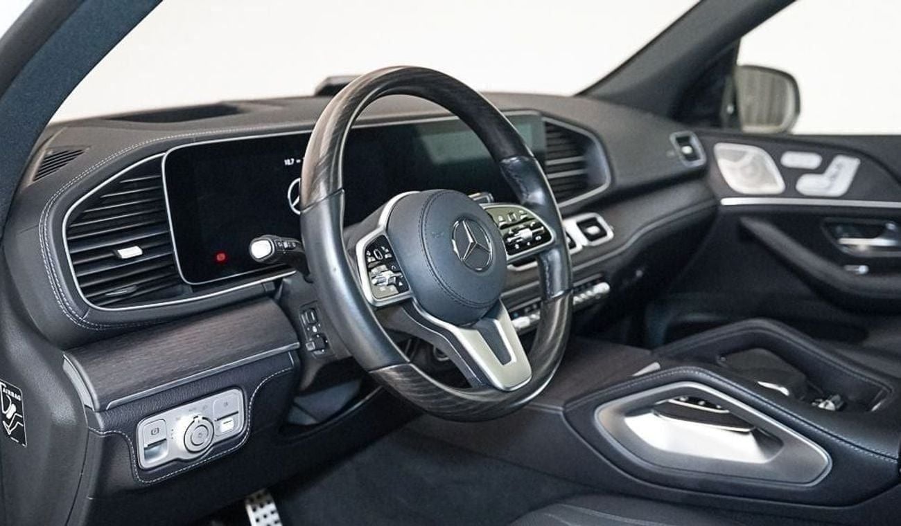 مرسيدس بنز GLS 580 UAE's Very Best Example | AED 4,069 Per Month