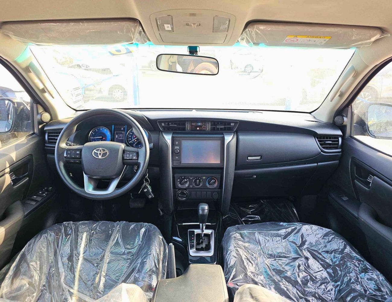 تويوتا فورتونر 2.7L / ALLOY RIMS / MANUAL A/C / 4WD / CODE # G GRAY