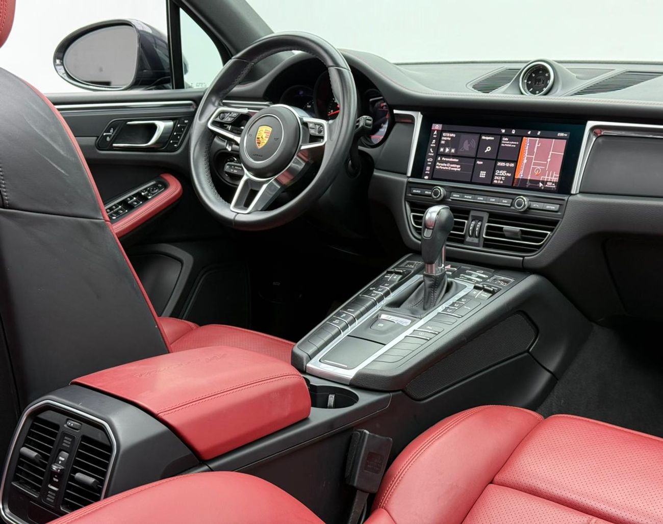 Porsche Macan Std 2.0L (252 HP) 2021 Porsche Macan, Warranty, Full Porsche Service History, Excellent Condition, G