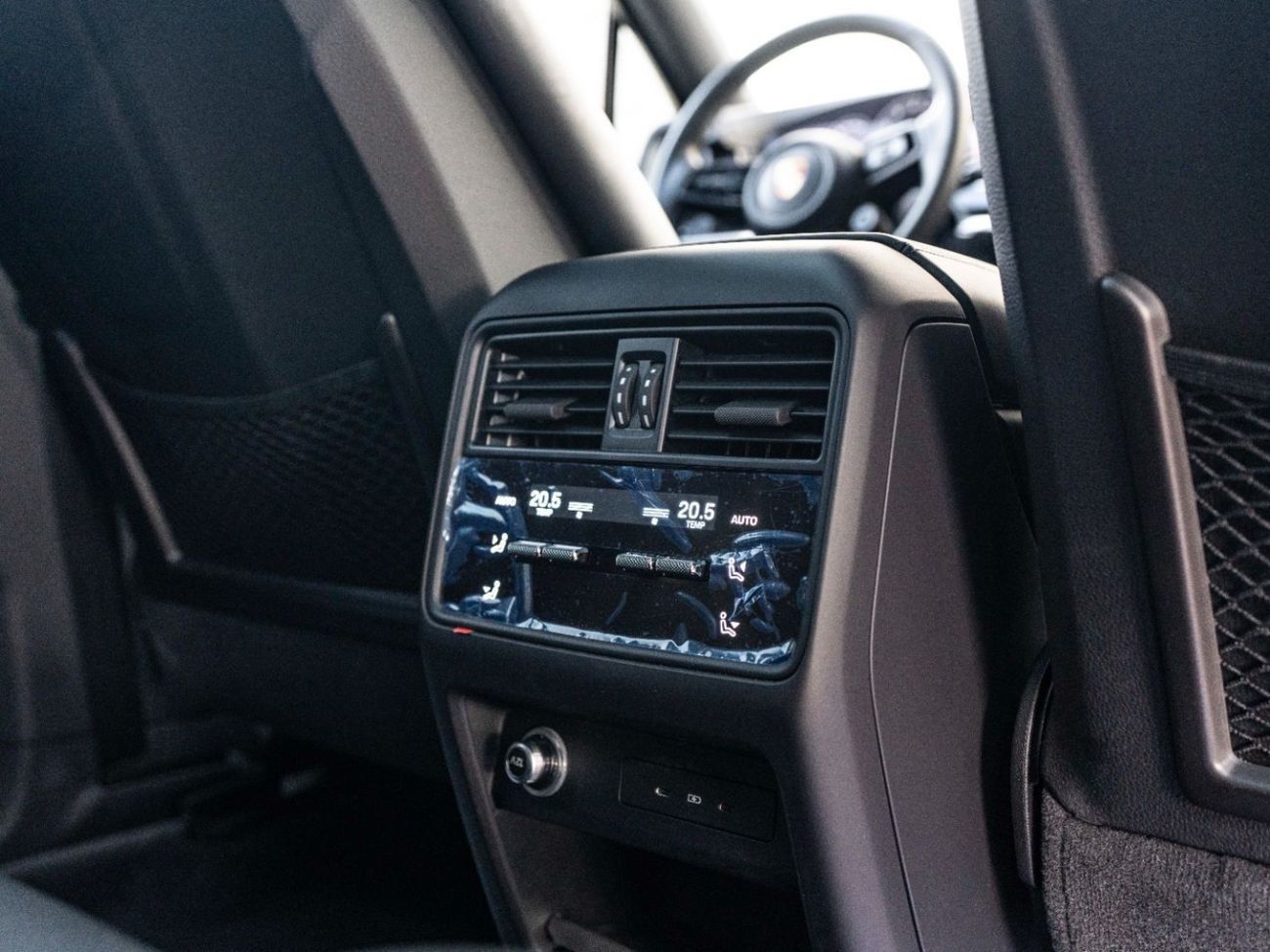 Porsche Cayenne Base Coupe