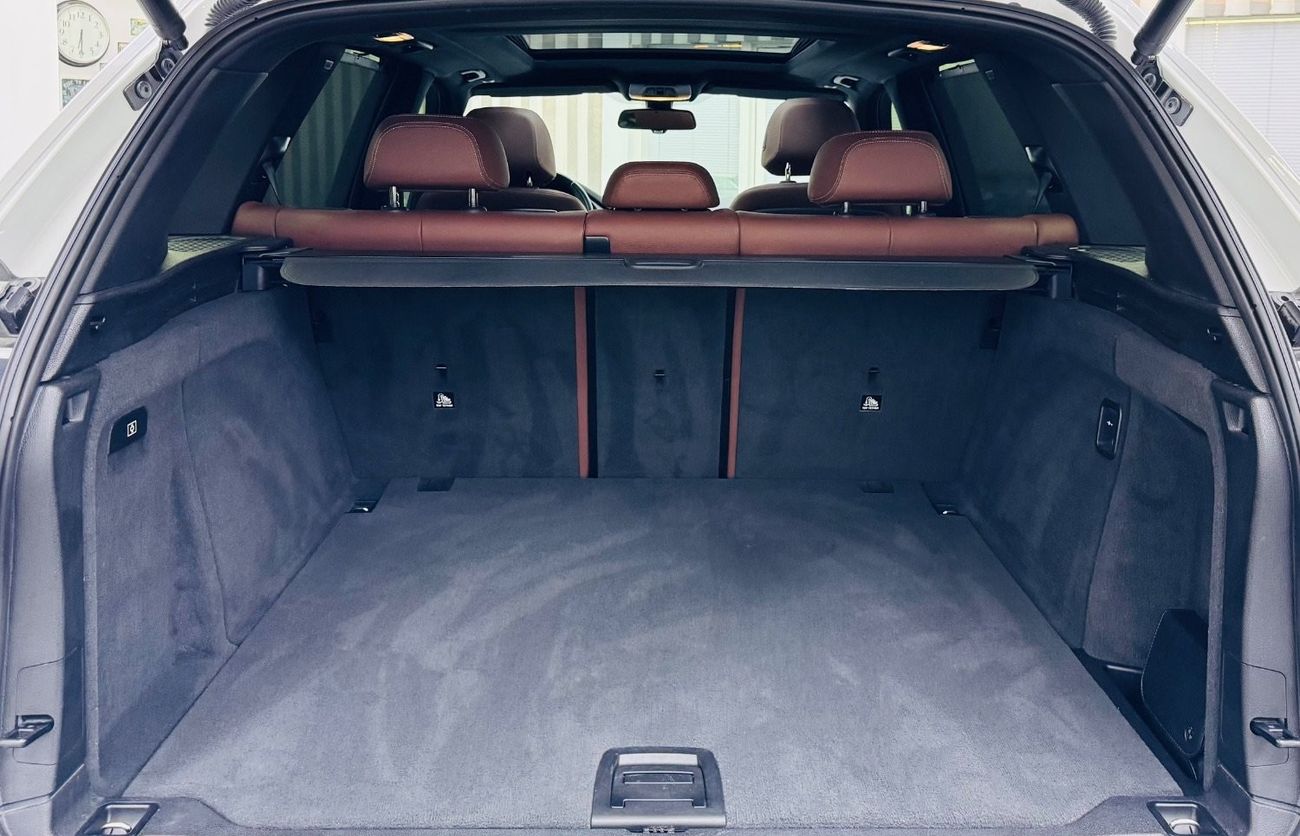 BMW X5 GCC .. FSH .. Original paint .. Perfect Condirion