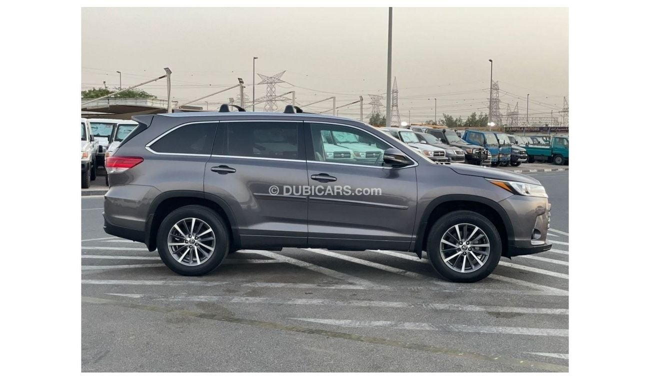 Toyota Highlander *Offer*2018 Toyota Highlander XLE AWD 4X4 Full Option / Export only