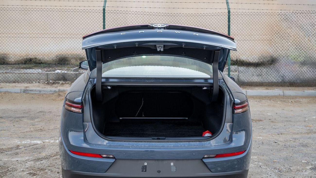 Toyota Crown TOYOTA CROWN 2.5 MID HEV -2026YM