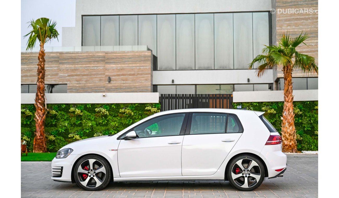 فولكس واجن جولف GTI | 1,663 P.M | 0% Downpayment | Spectacular Condition!