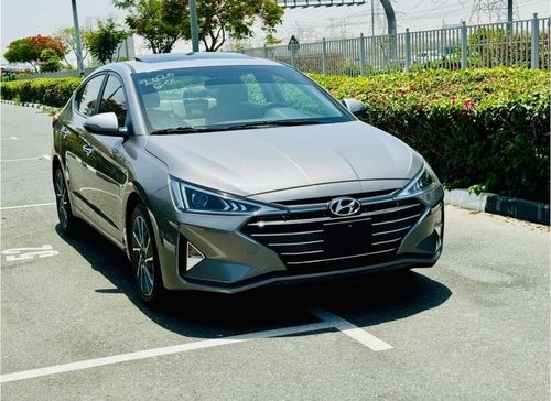 Hyundai Elantra Standard HYUNDAI ELANTRA 2.0L MODEL 2020 GCC VERY GOOD CONDITION
