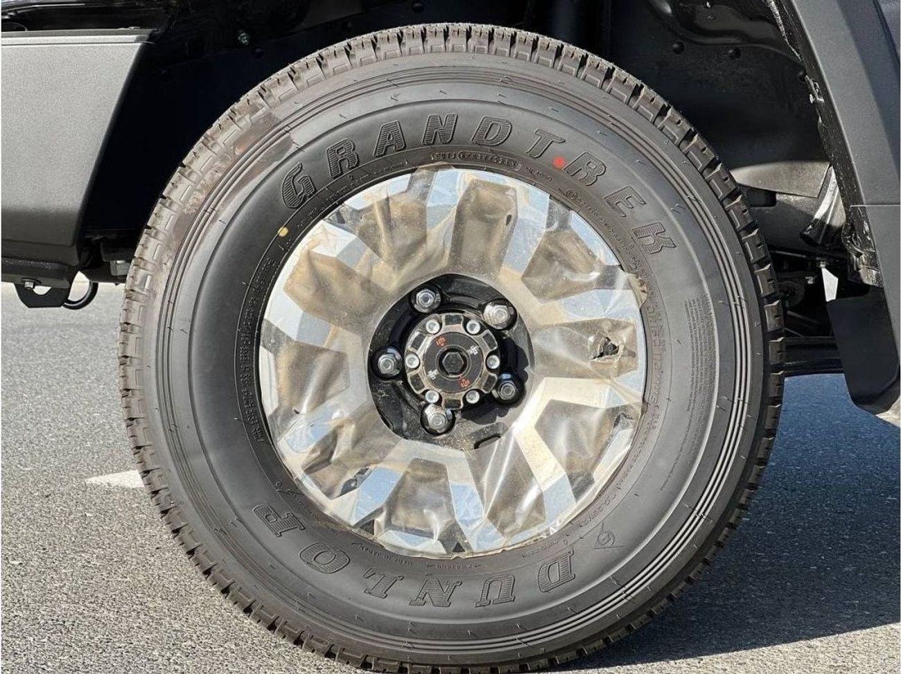 Toyota Land Cruiser 70 LC76 2.8L DSL A/T // 2024 // FULL OPTION WITH RADAR , CRUISE CONTROL , DVD&REAR CAMERA // SPECIAL OF