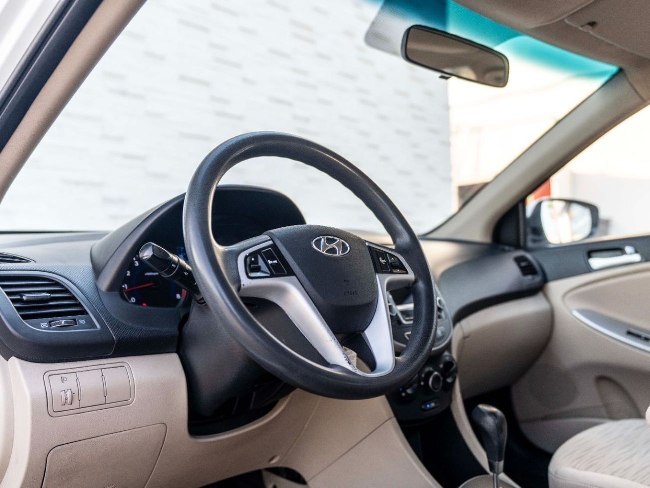 هيونداي أكسنت Base 1.6L (123 HP)