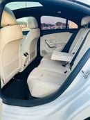 مرسيدس بنز CLA 250 Premium + 2.0L