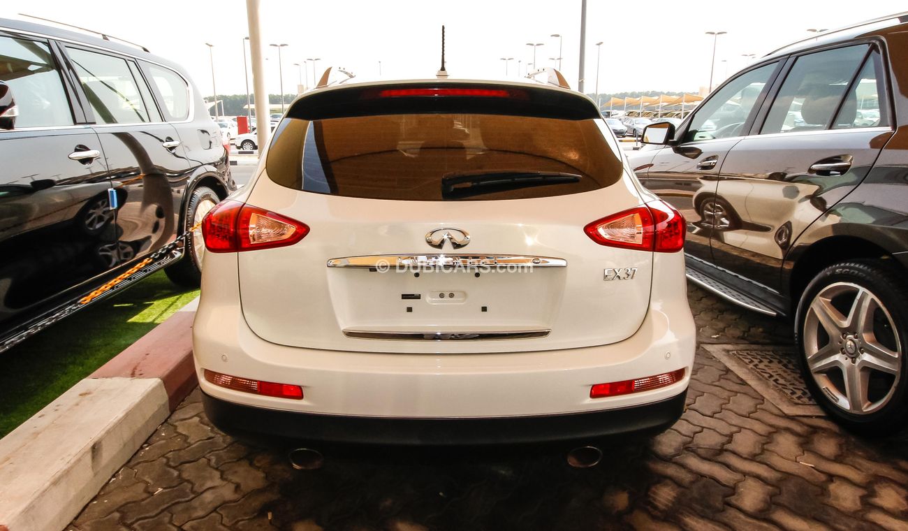 Infiniti EX37