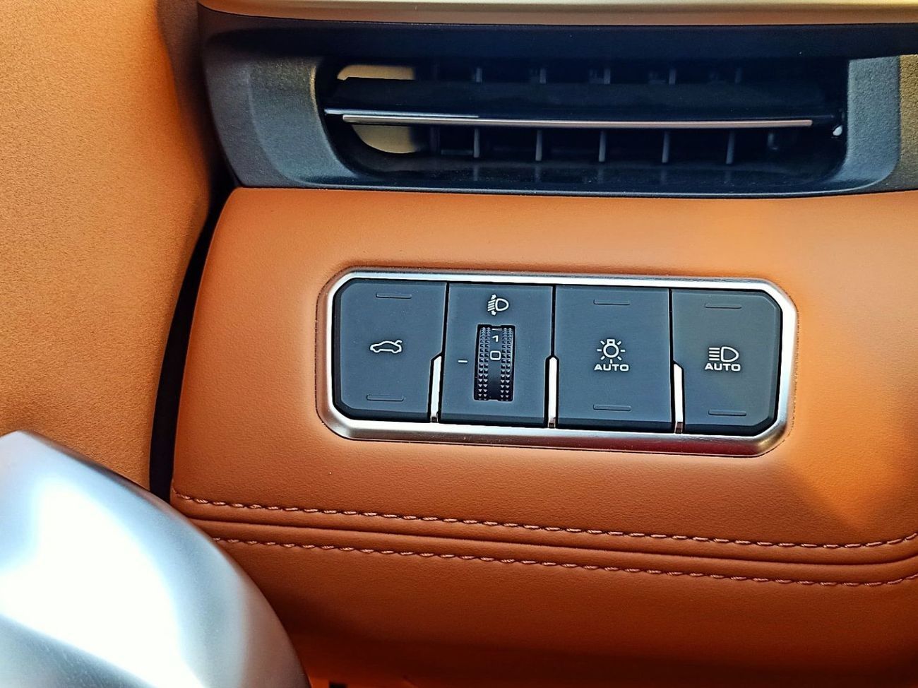 أورا جيد كات ORA LIGHTING FULLY  EV 555 K.M RANG LUXURY 2023 MODEL WITH 7 YEARS WARRANTY FOR LOCAL