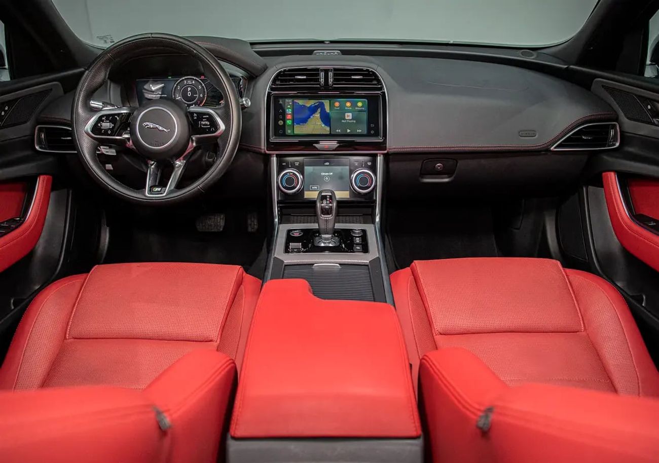 Jaguar XE P 300 Limited Edition