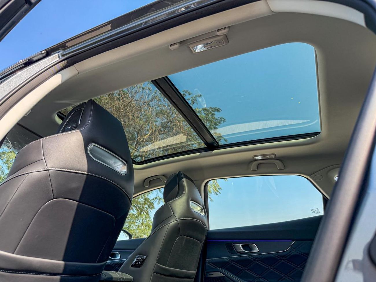 Changan Uni K 2024 New Changan Uni-K iDD FWD | 1.5T Hybrid (Plug-In) | Range (1,100 Km) | 316 Hp | Warranty