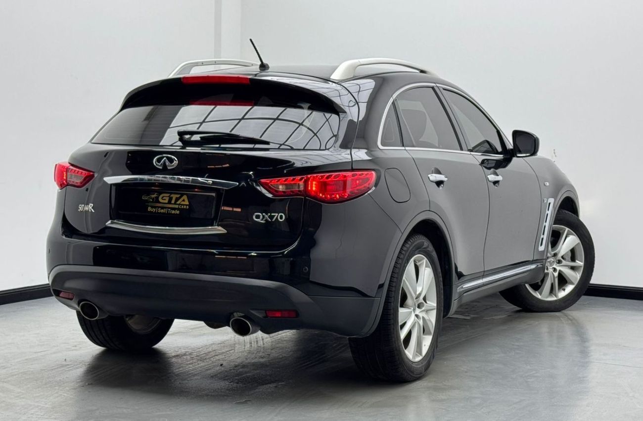 Infiniti QX70 2018 Infinite QX70 Sport Luxury, 1 Year Warranty, Infiniti Service History, Excellent Condition, GCC