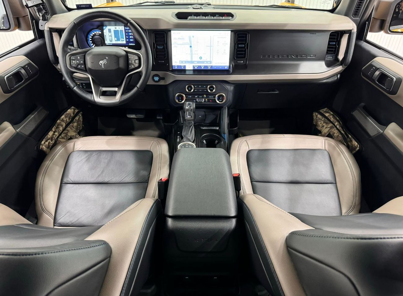 فورد برونكو 2022 Ford Bronco Wildtrak, Feb 2028 Ford Warranty, Mar 2028 Ford Service Pack, Fully Loaded, GCC