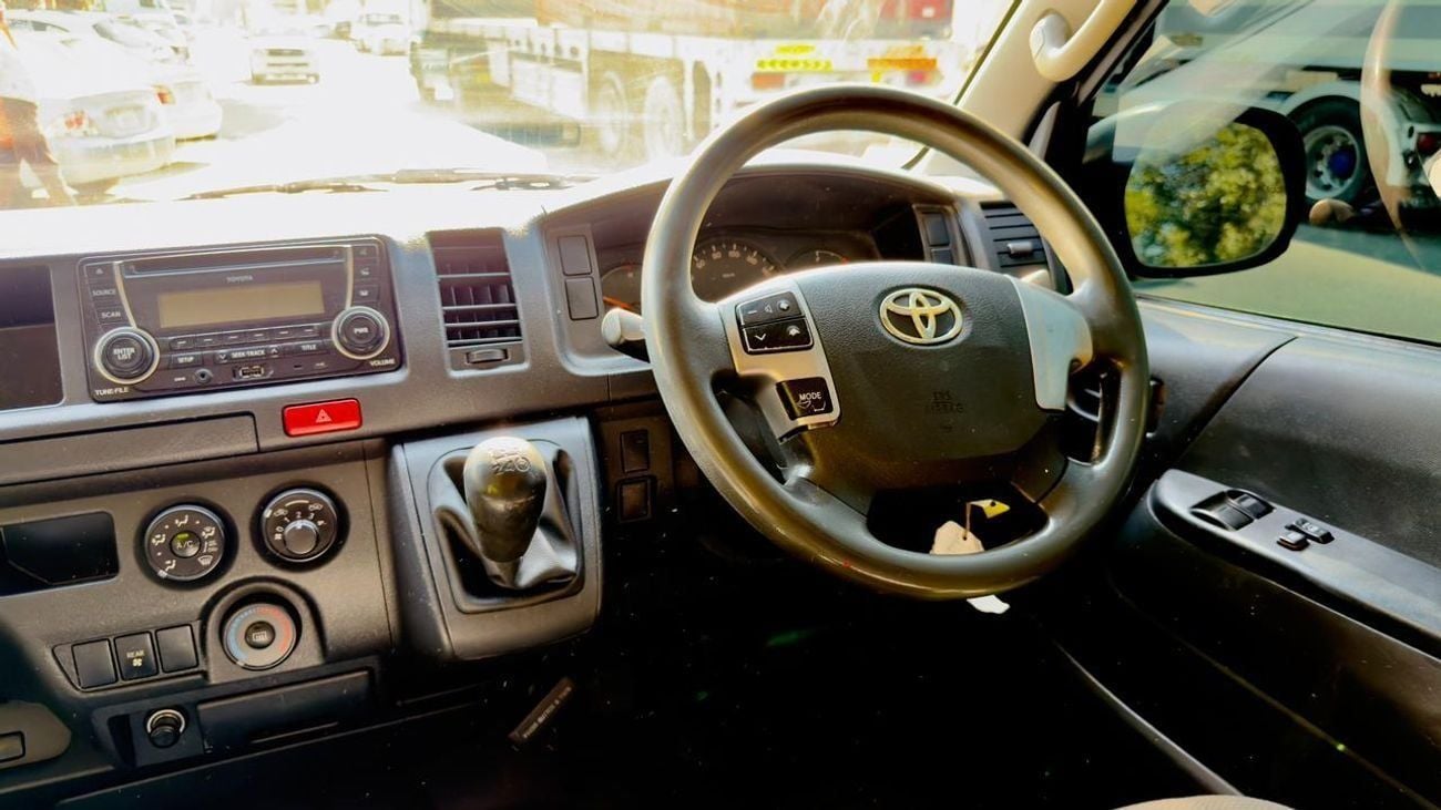 Toyota Hiace 14 SEATER | 2014 | 3.0 DIESEL ENGINE | 2WD | MANUAL TRANSMISSION | RHD | POWER WINDOW