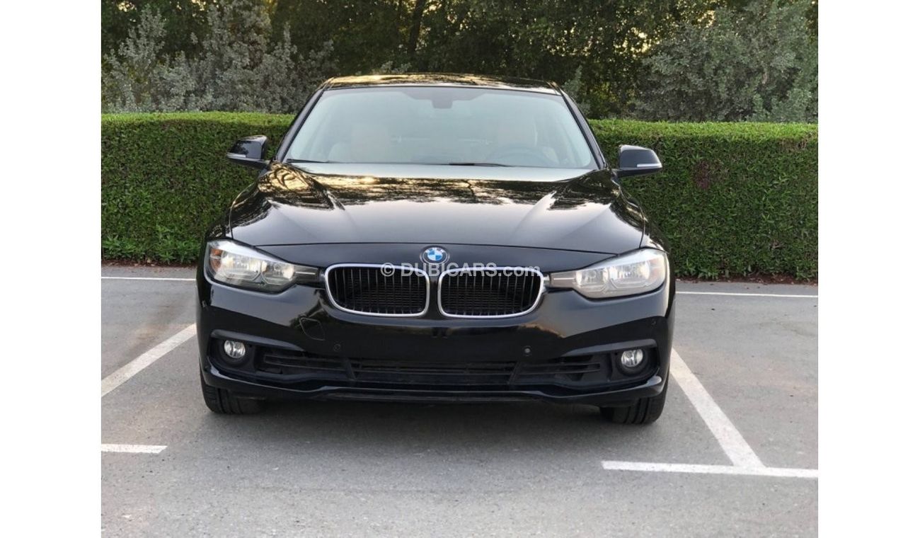 BMW 318i Exclusive MODEL 2016 GCC CAR PREFECT CONDITION INSIDE AND OUTSIDE 1500 TURBO FULL ORIGINAL PAINT ONE