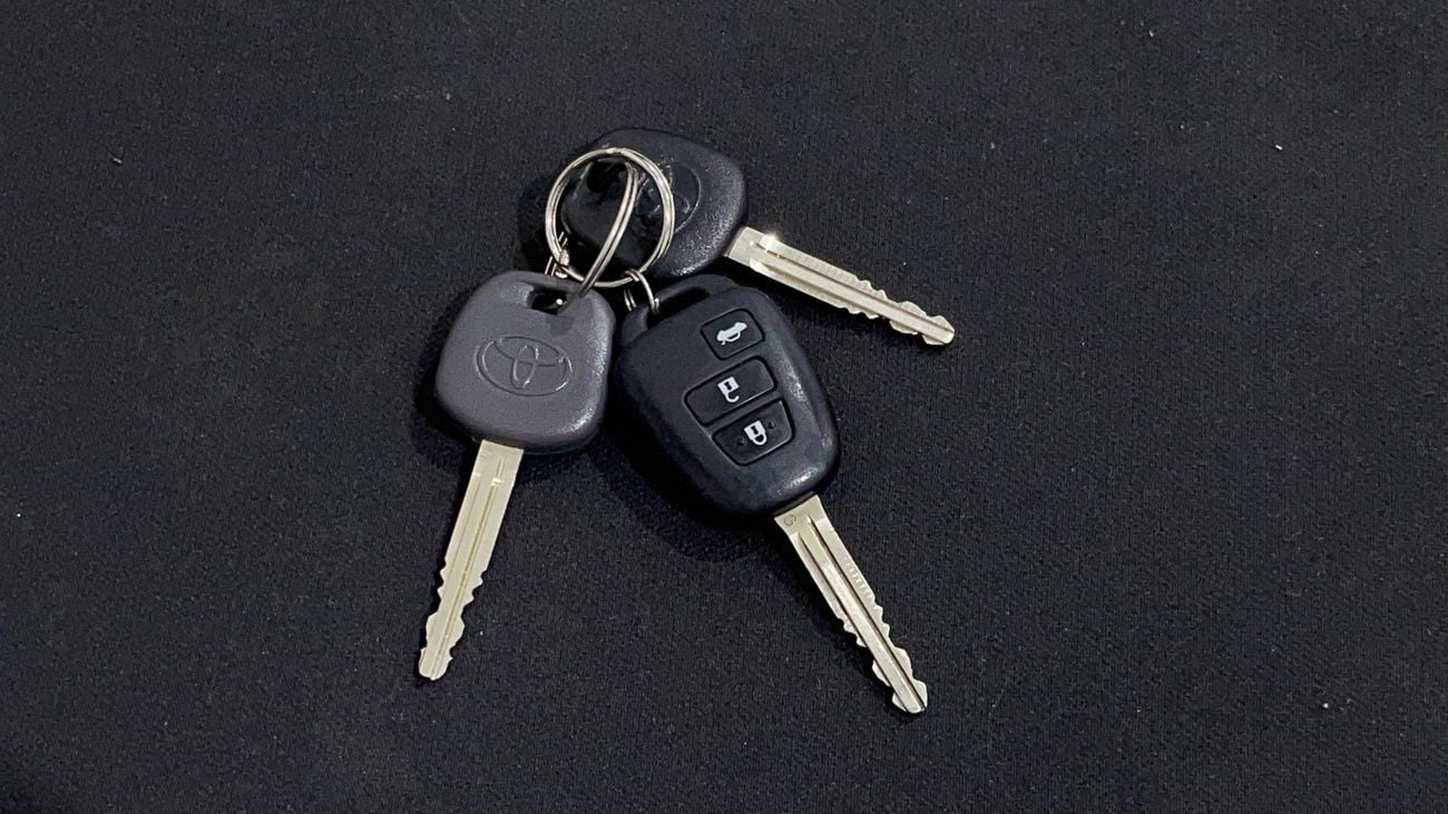 Toyota Yaris E, миниатюра 16