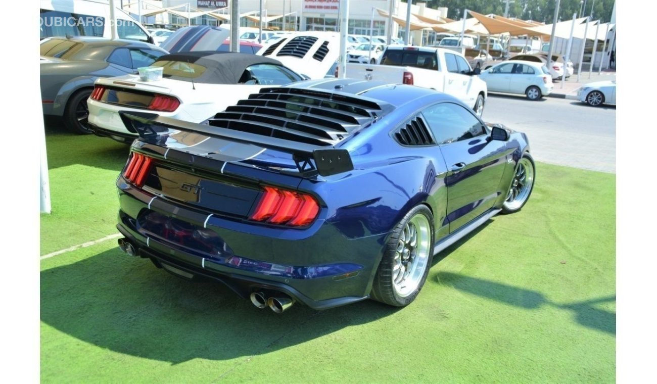 فورد موستانج MUSTANG //GT//5,0//DISTINCTIVE SHAPE