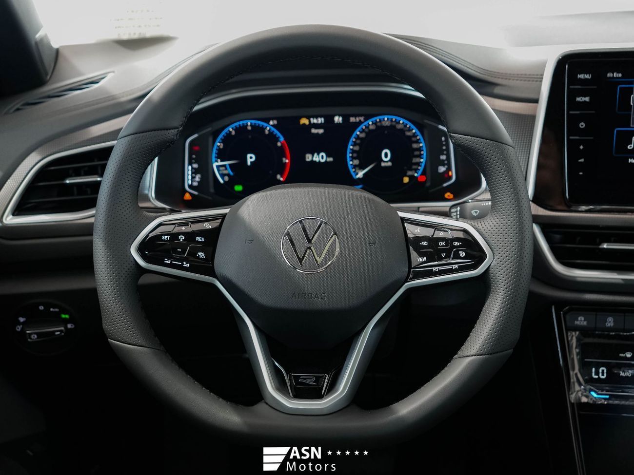 فولكس واجن T ROC 300 TSI Nardo 2025 (Export Price)