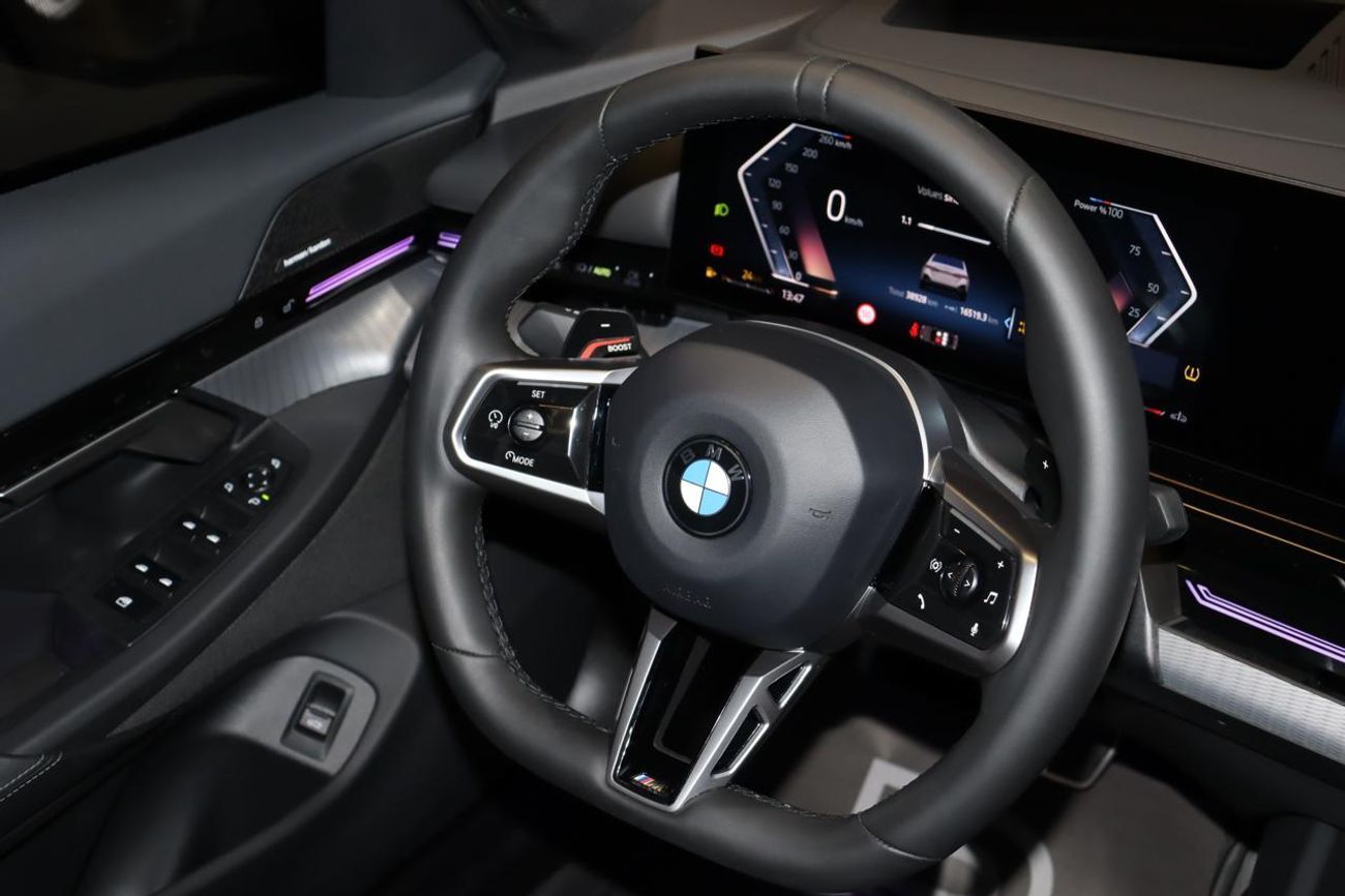 بي أم دبليو 520i Executive 1.6L