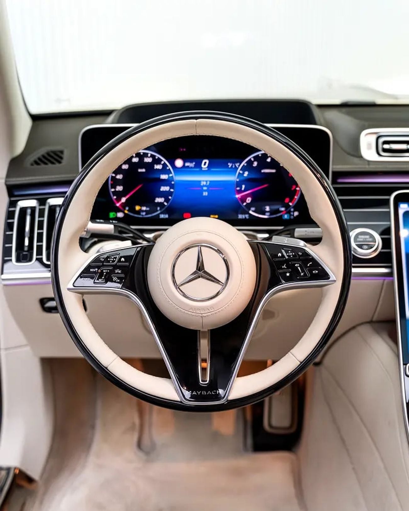 Mercedes Maybach S680 Maybach S680 FIRST CLASS