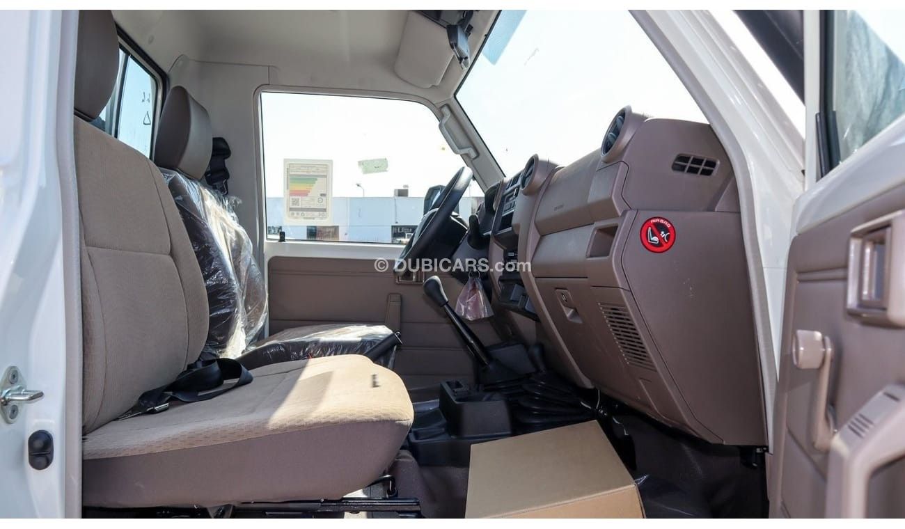 Toyota Land Cruiser Pick Up LC79 Pickup S/C , 4.5L Diesel V8 Basic Option