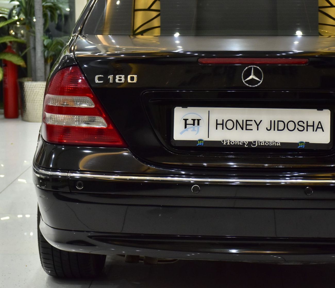 مرسيدس بنز C 180 EXCELLENT DEAL for our Mercedes Benz C180 Kompressor ( 2007 Model ) in Black Color GCC Specs