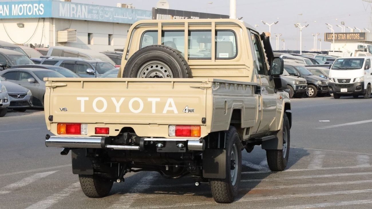 Toyota Land Cruiser Pick Up V Std 4.0L Single Cab Utility 4WD