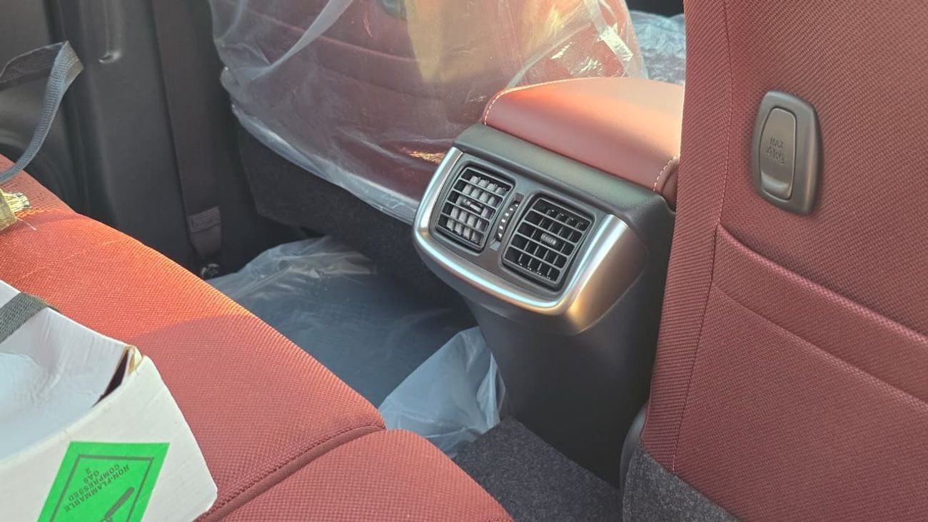 تويوتا هيلوكس S GLX 2.7L AWD M/T