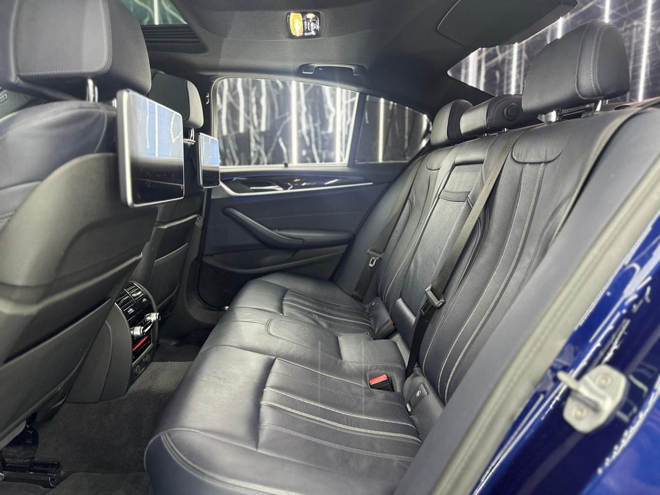 BMW 530i M Sport 2.0L 2017 BMW 530i M-Sport, Full BMW Service History, Excellent Condition, GCC