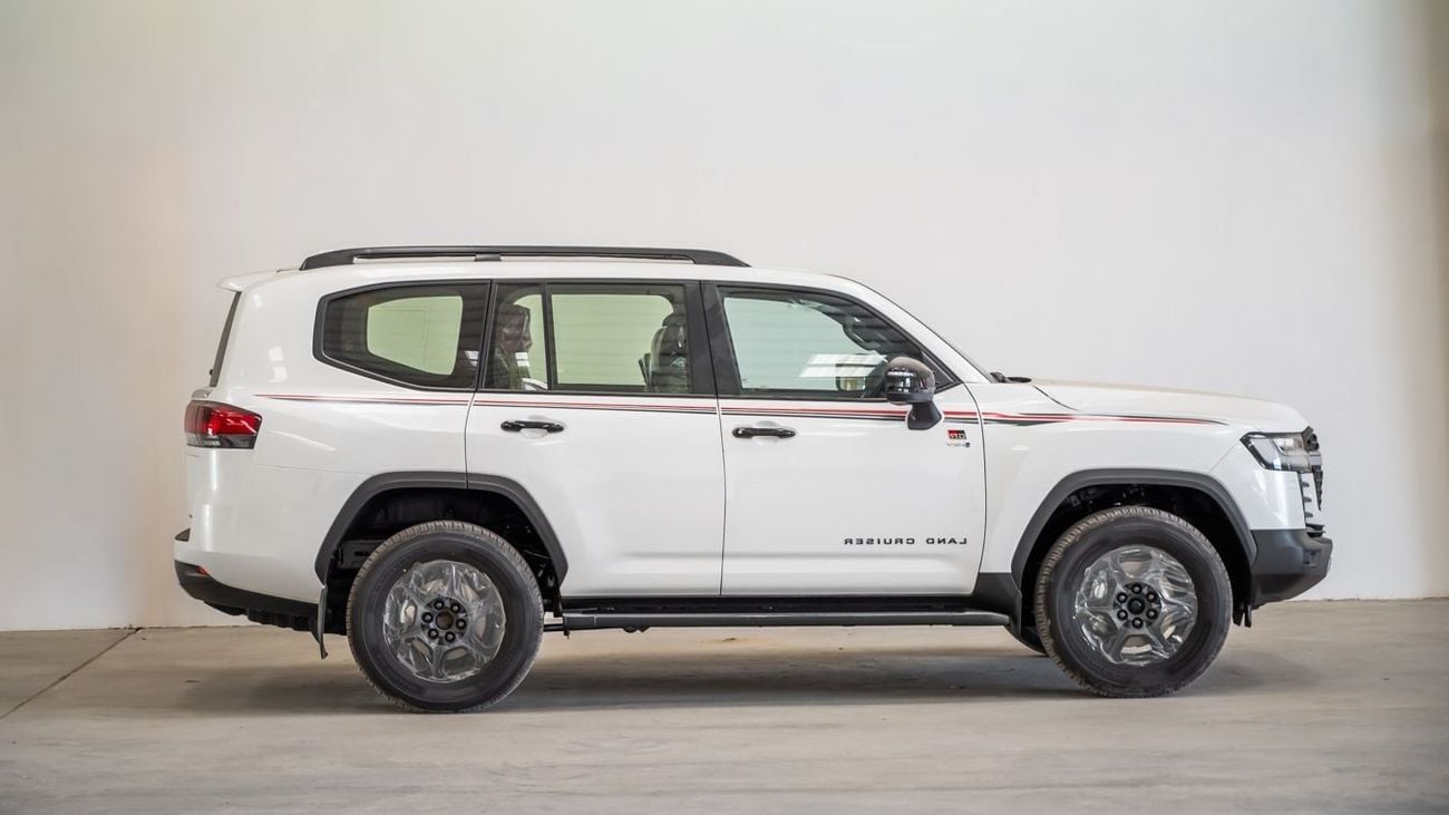 تويوتا لاند كروزر GR SPORT TOYOTA LANDCRUISER 3.5 GRS HI HEV -2026YM