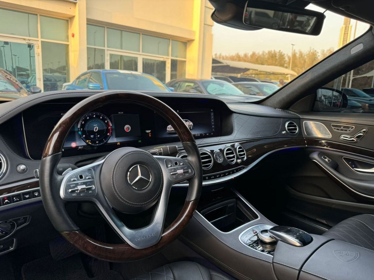 مرسيدس مايباخ S650 مايباخ مرسيدس بنز S650 مايباخ وارد المانيا 2020 صبغ وكاله كلين تايتل بحاله ممتازه بدون حوادث