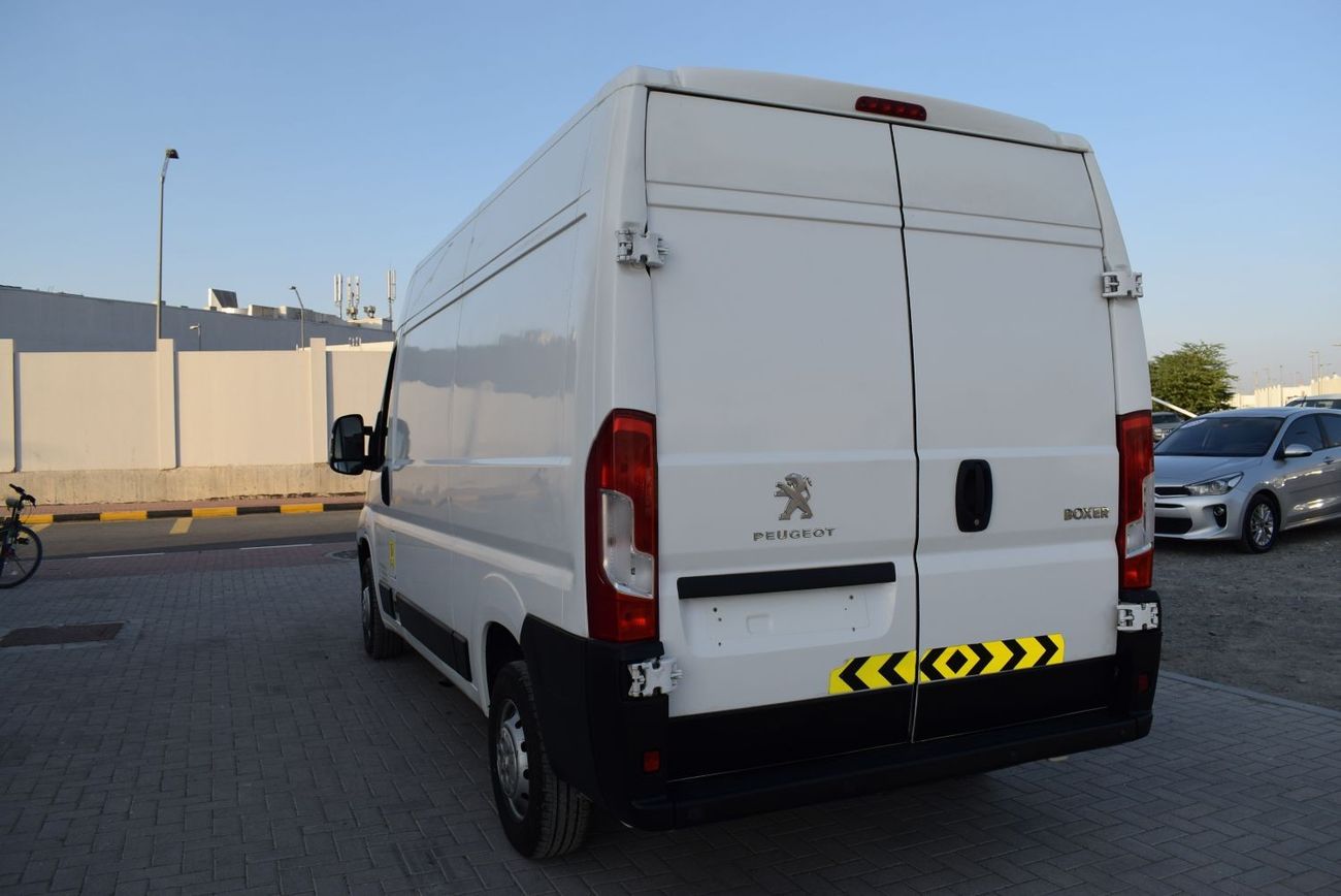 Peugeot Boxer Diesel Peugeot Boxer Delivery Van, Model:2019. Free of accident