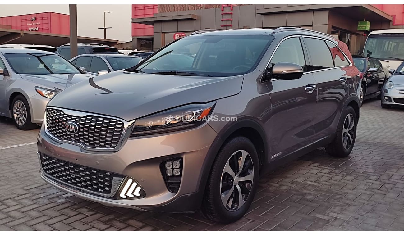 كيا سورينتو full option
