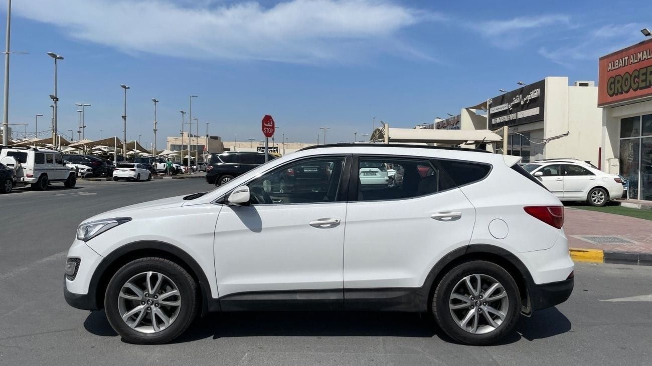 هيونداي سانتا في GL 2.4L AWD 7Seats خليجي.