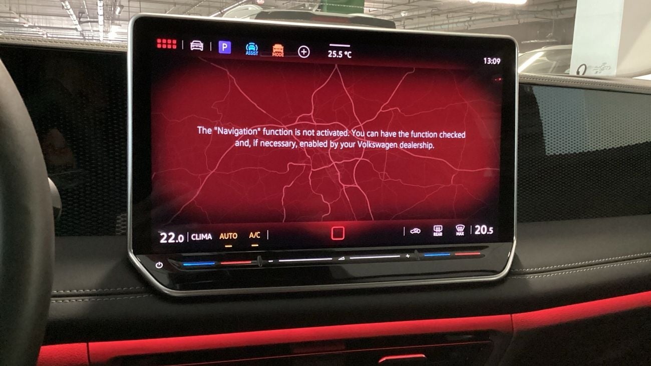 Volkswagen Tiguan Life 1.4L Life | Guaranteed Warranty | 0 Down Payment